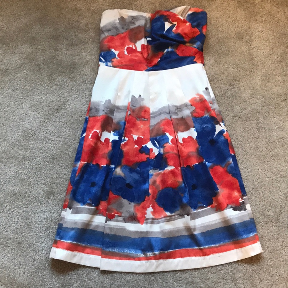 The Limited strapless dress in size 0